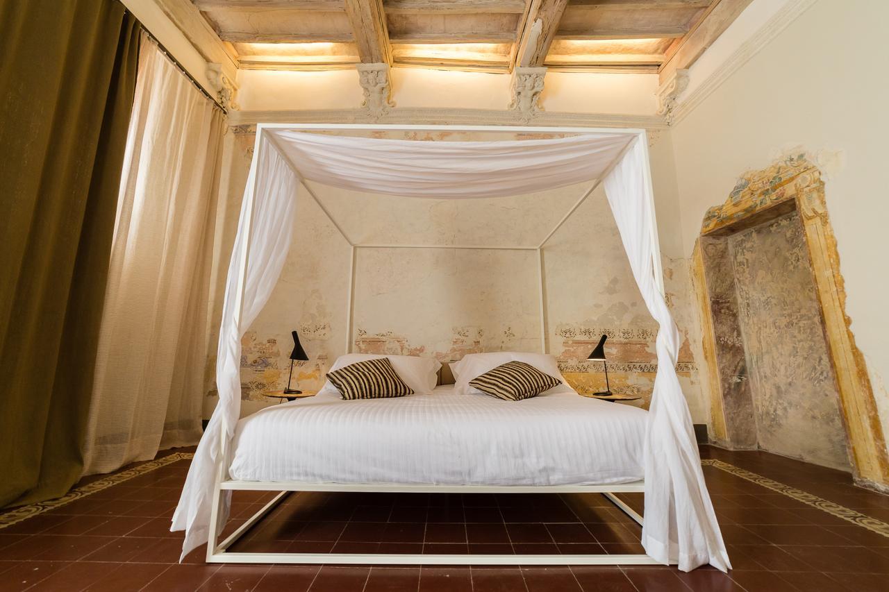 Casatorre Dei Leoni Dimora Storica Bed & Breakfast Siena Eksteriør bilde