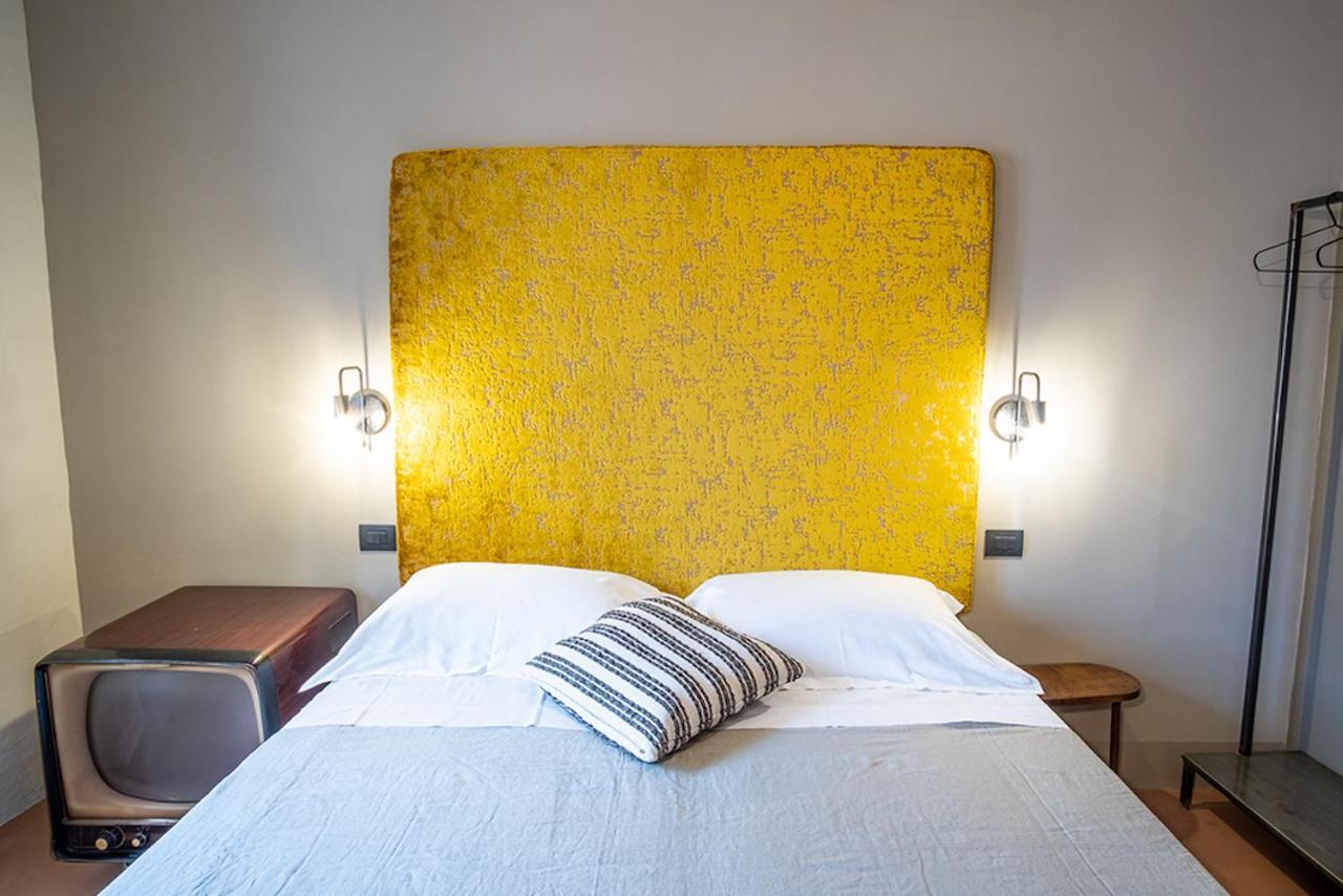 Casatorre Dei Leoni Dimora Storica Bed & Breakfast Siena Eksteriør bilde